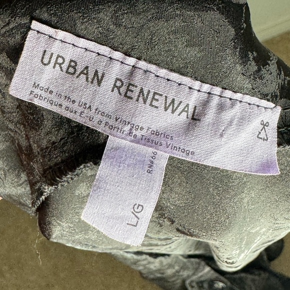 URBAN RENEWAL Remnants Jacquard Deep V Midi Dress size L - Picture 7 of 8